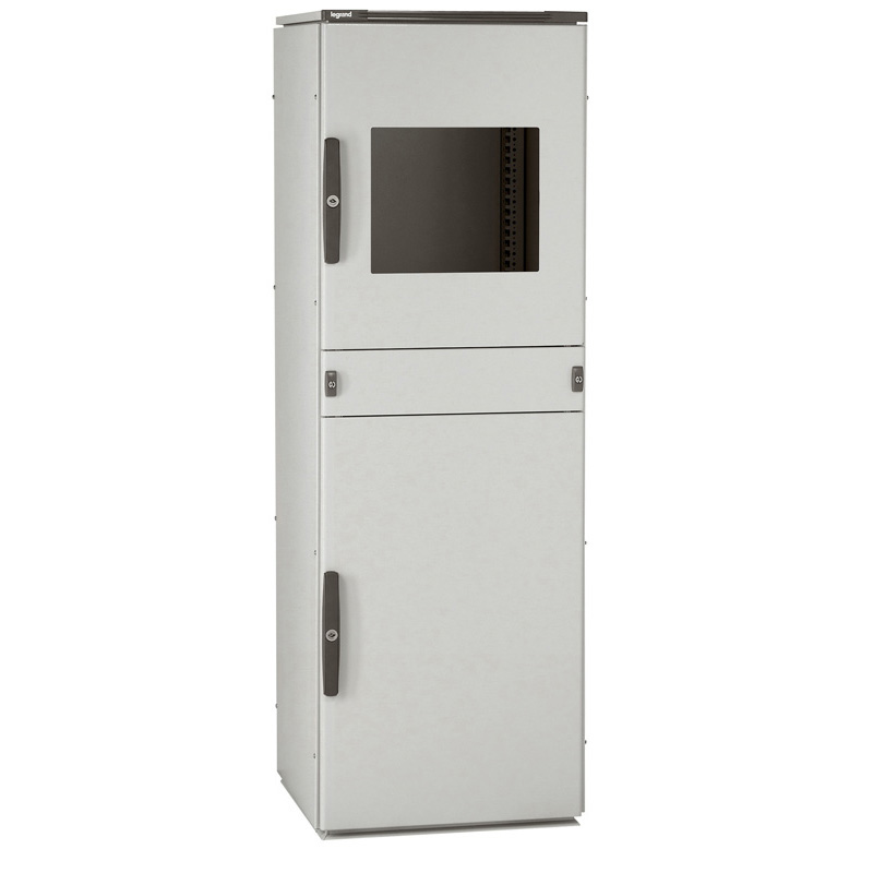 Шкаф PC - IP 55 - IK 10 - 1600x600x600 мм - RAL 7035 или 7021 047400 Legrand