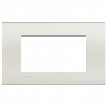Рамка 4 модуля LIVING LIGHT, белый LNA4804BI Bticino