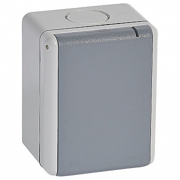 Plexo55 Розетка 3К+З 32А 400В~ в сборе, серая 055875 Legrand