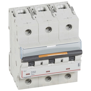 Выключатель автоматический трехполюсный DX3 50А D 25кА (4,5 мод) 409838 Legrand