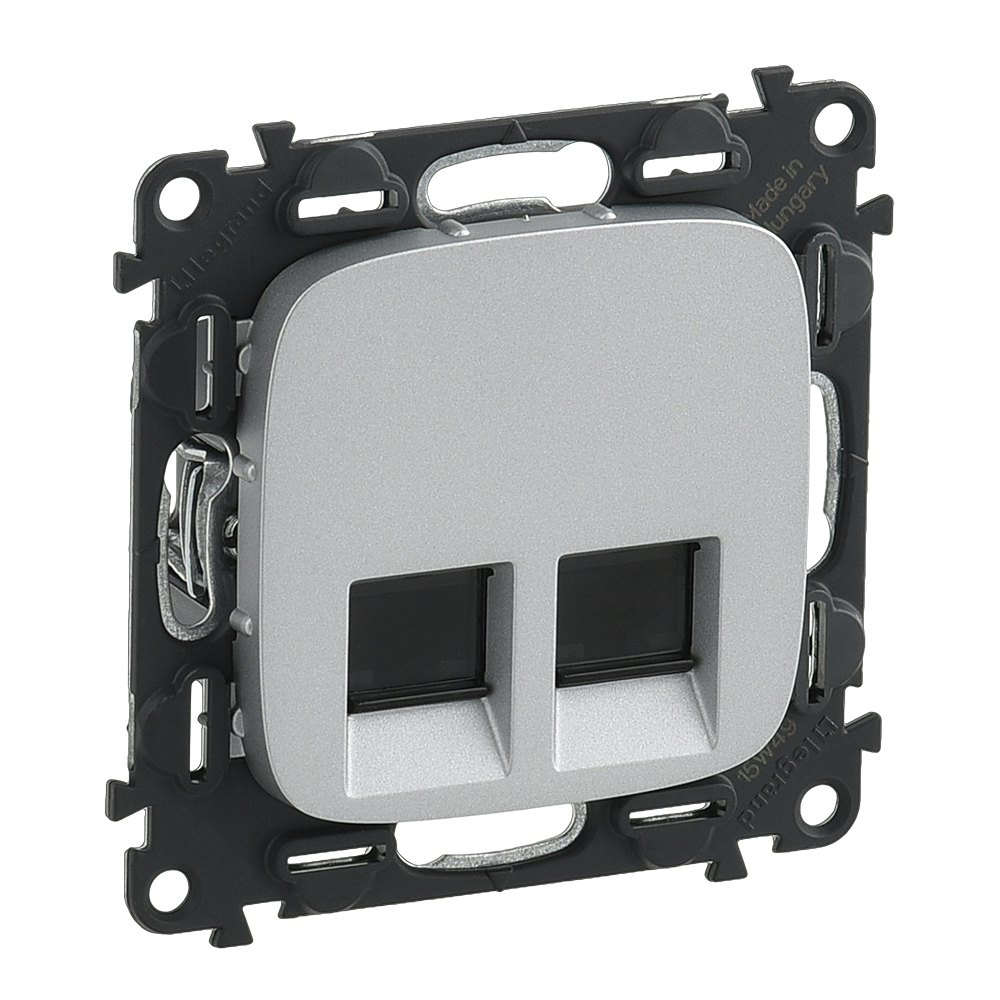 Valena ALLURE.Информационная розетка двойная RJ45 Кат.6 UTP.С лицевой панелью.Алюминий 753943 Legrand