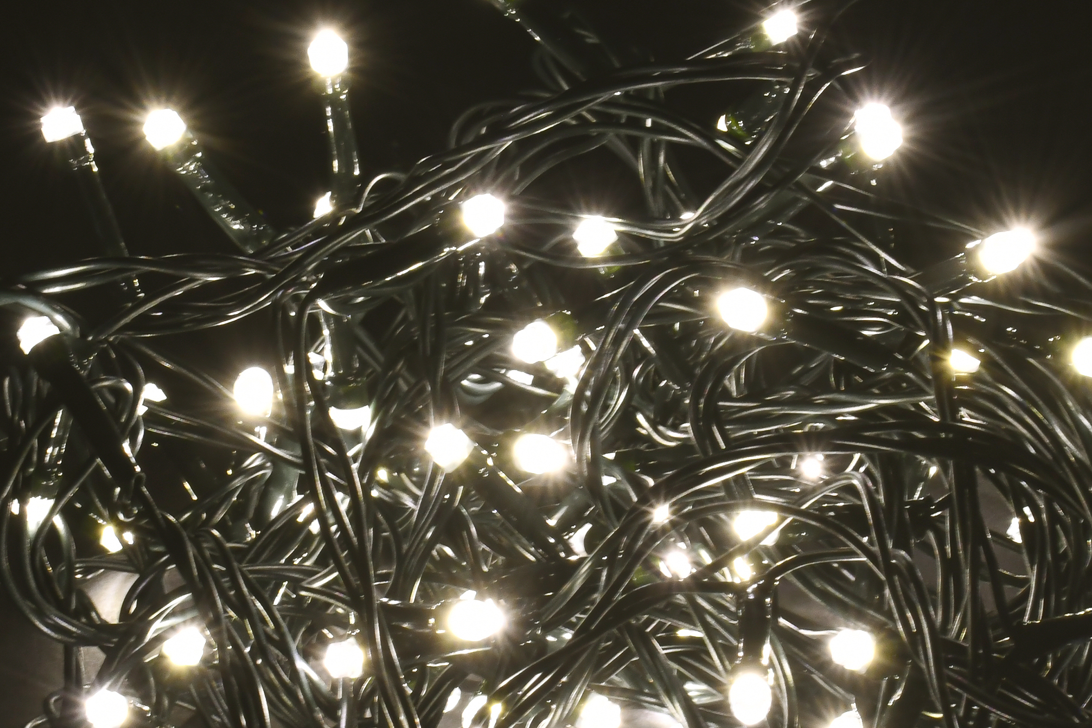 LIGHTING Гирлянда нить 5м 50 светодиодов теплый белый свет IP20 зеленый шнур 1,5м 230В контроллер 8 сцен LGDB110-1-050-05-G-S-20 IEK