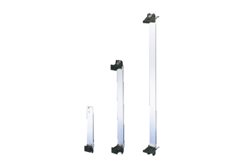Передняя панель ЭМС с ручкой тип II 3U 12HP, 1 шт 3684380 Rittal
