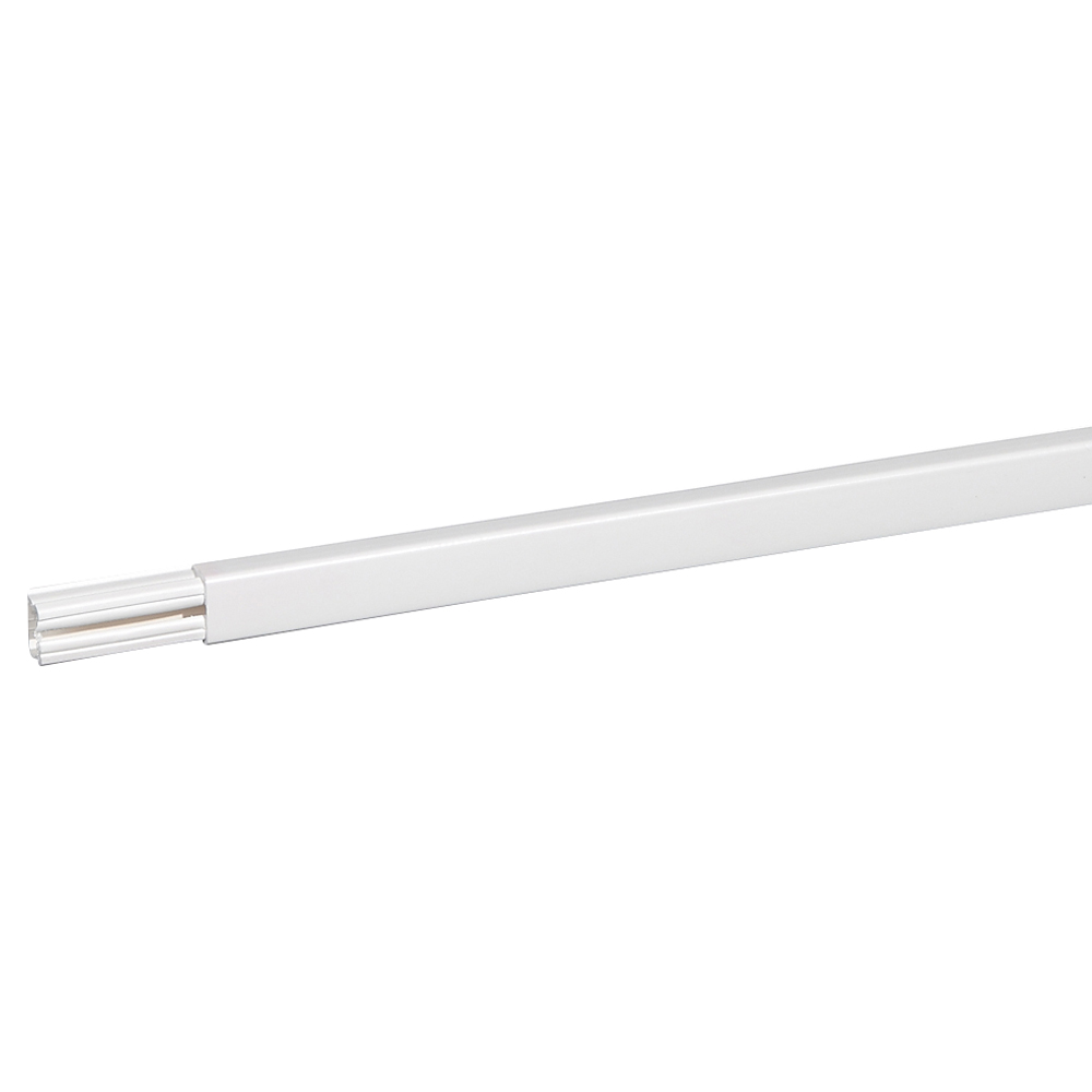 Мини-плинтус DLPlus - 20x12,5 мм - 1 отделение - длина 3 м - белый 033301 Legrand