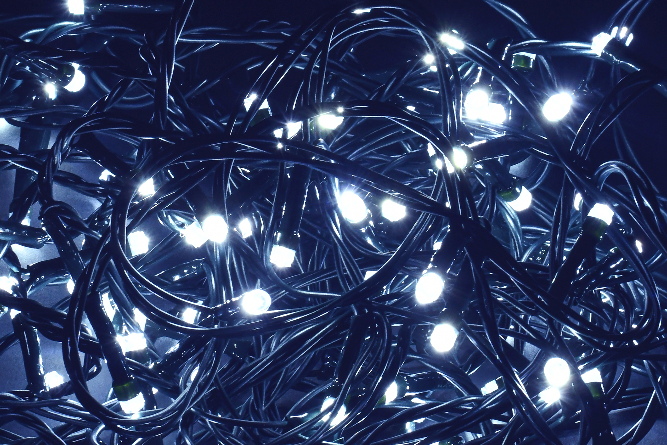 LIGHTING Гирлянда нить 5м 50 светодиодов белый свет IP20 зеленый шнур 1,5м 230В контроллер 8 сцен LGDB110-2-050-05-G-S-20 IEK