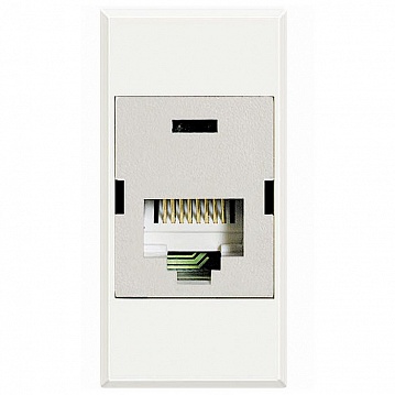 Розетка компьютерная 1xRJ45 Cat.5 AXOLUTE, белый HD4262C6 Bticino
