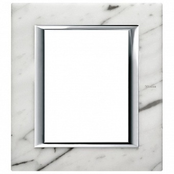 Рамка 3+3 модуля AXOLUTE, горизонтальная, мрамор каррара HA4826RMC Bticino